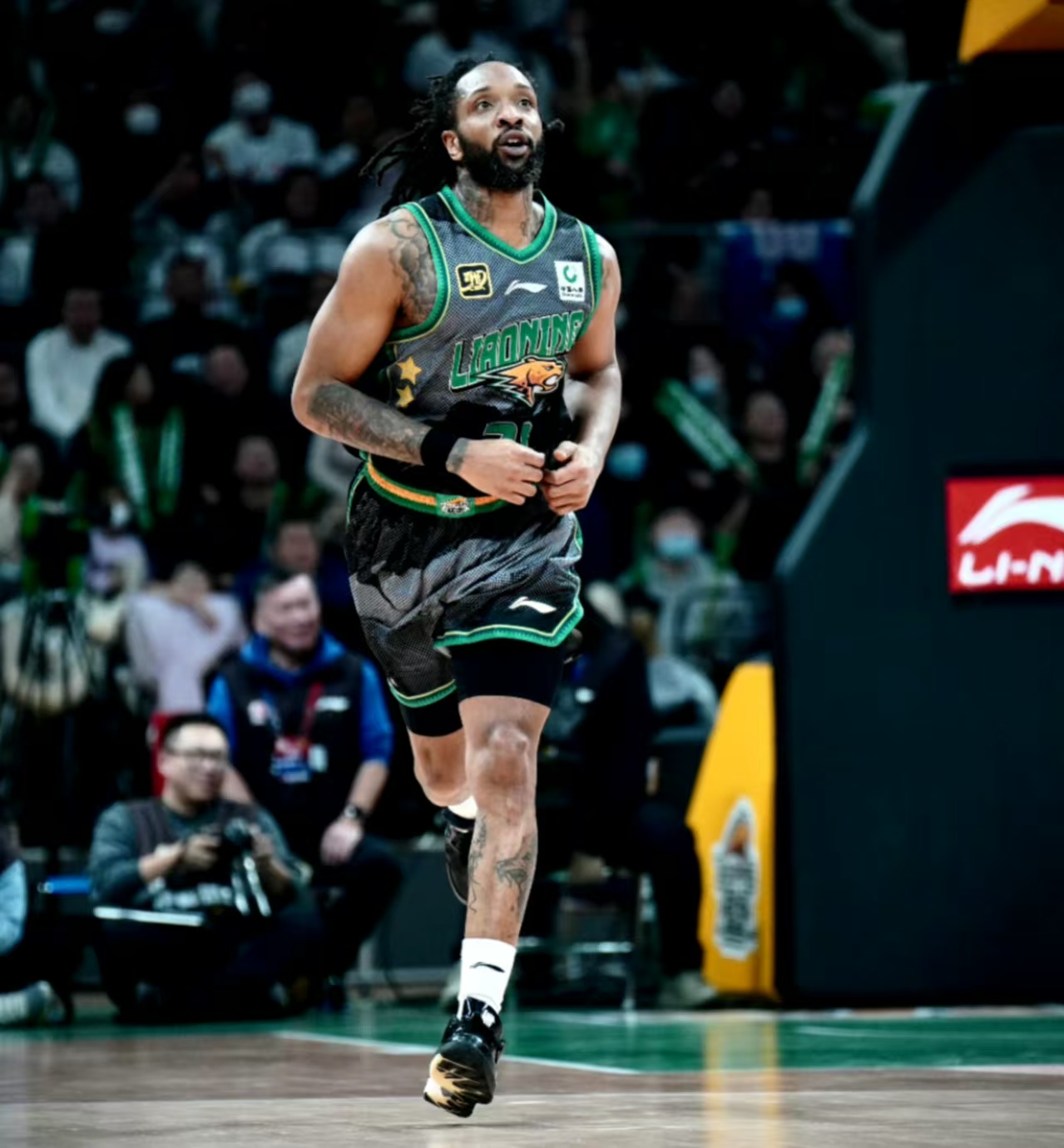 强队连胜，谁能挑战其霸主地位