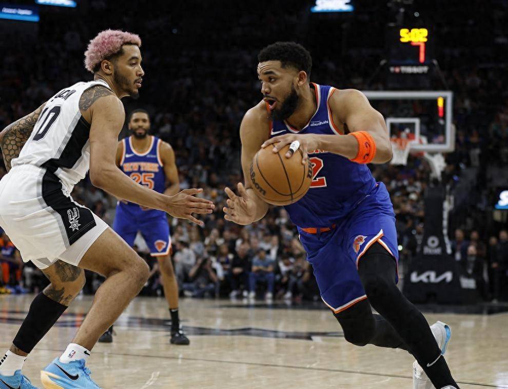 体育赛事直播-尼克斯主场力克奇才，莫里斯关键时刻挺身而出