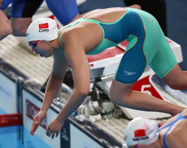 熊猫直播-新加坡运动员在游泳比赛中实现突破