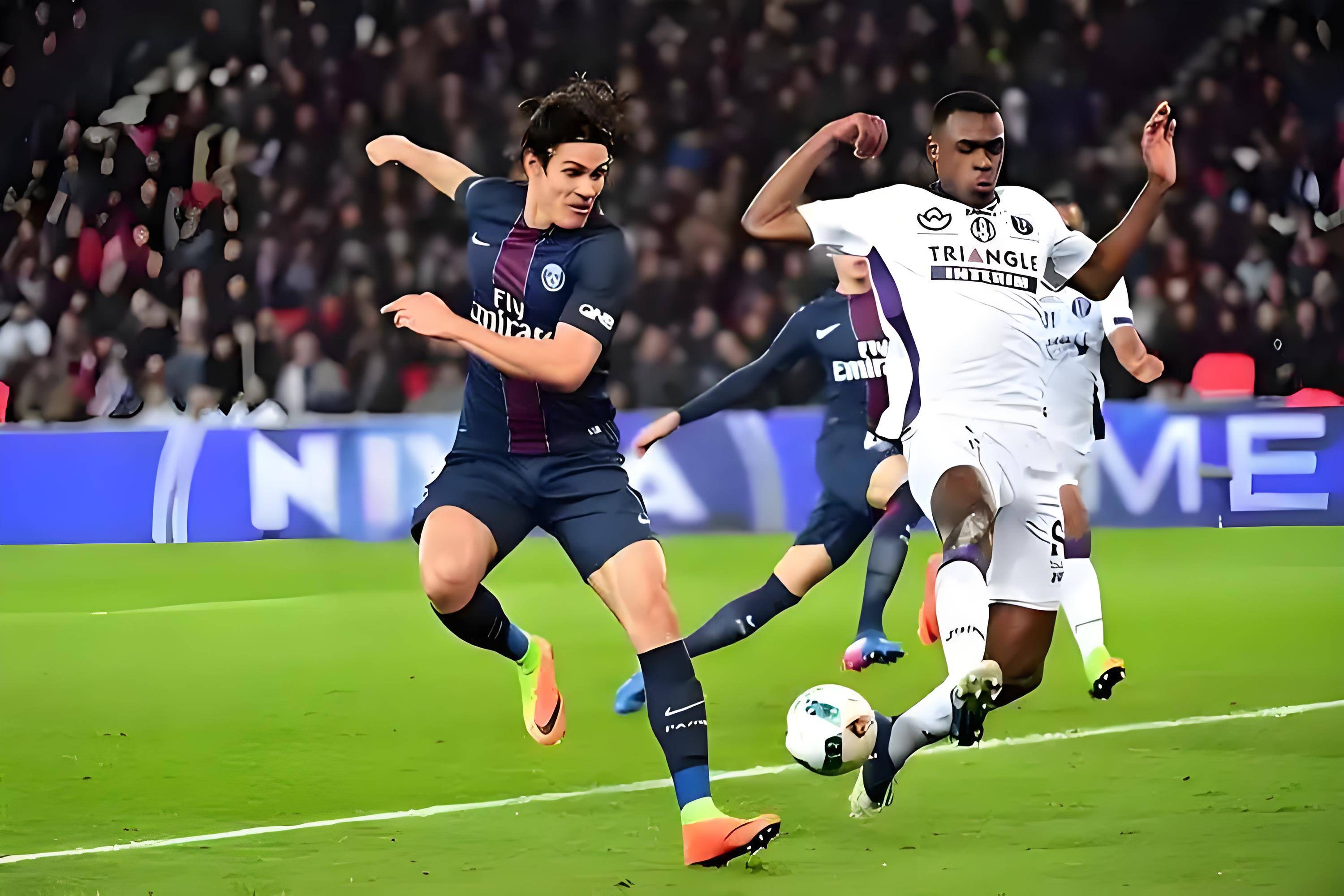 巴黎圣日耳曼偏离法甲联赛榜首